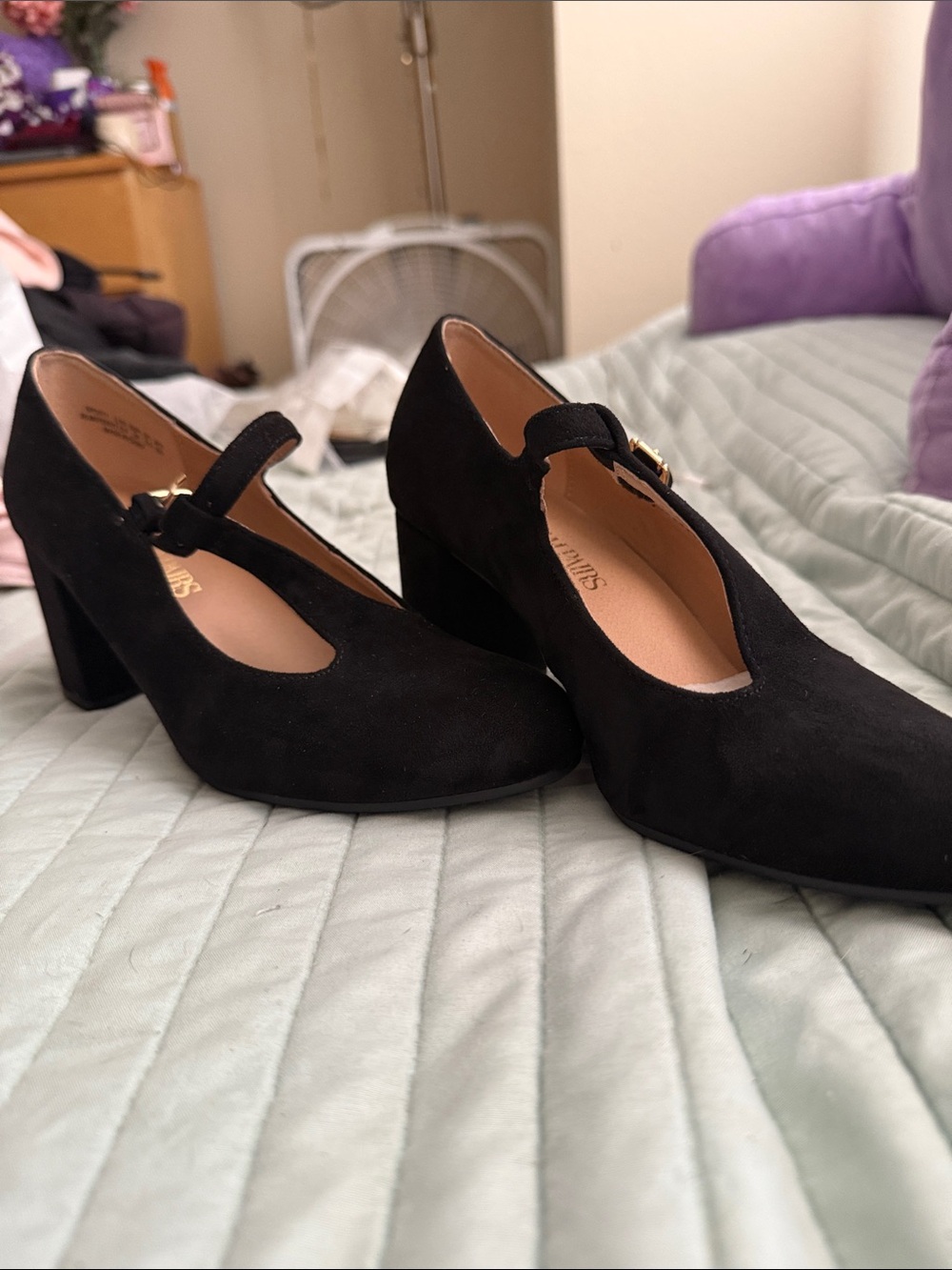 Never Worn Dream Pairs Black Suede Mary Jane Block Heels